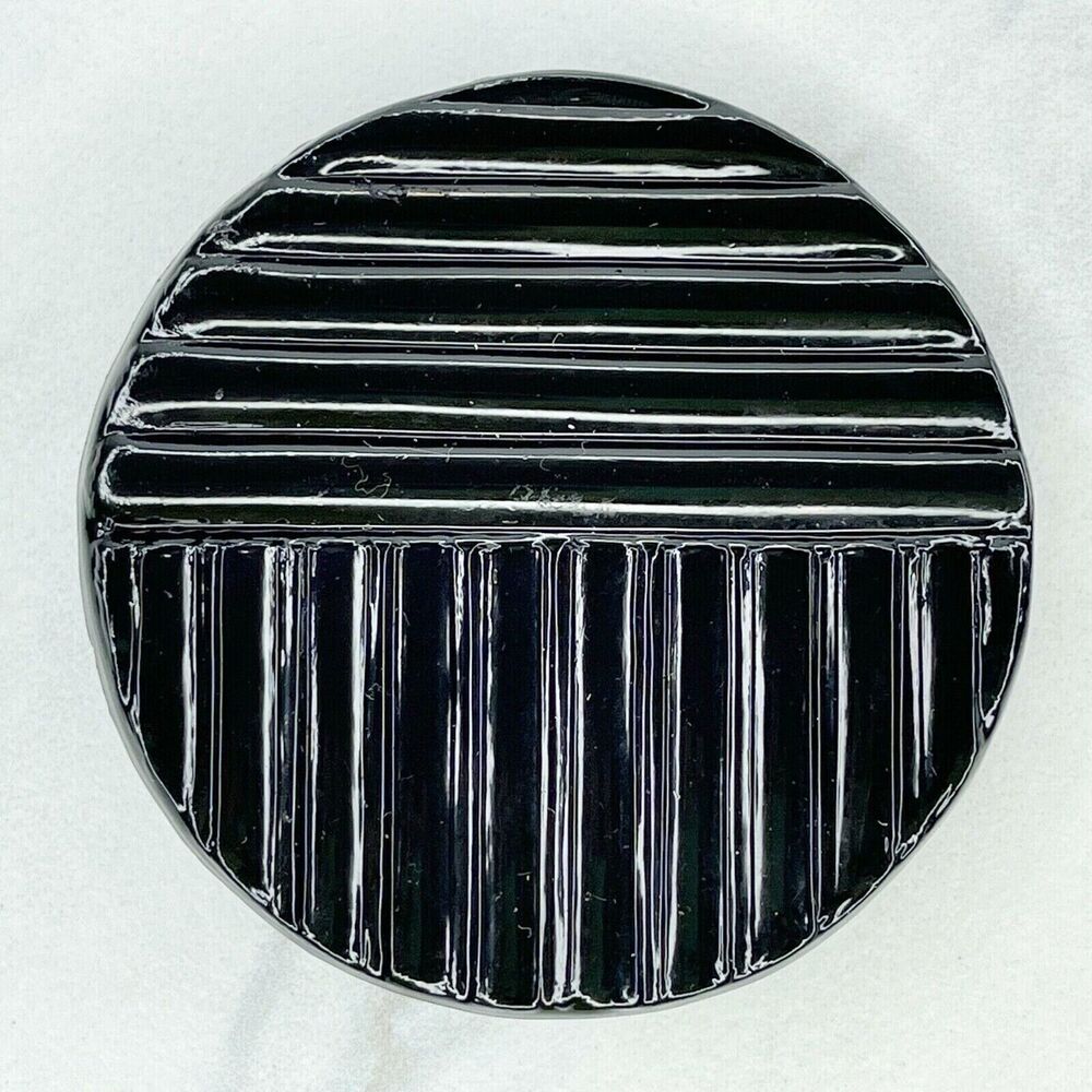 Black Plastic Ripple Texture Cinch Belt Buckle